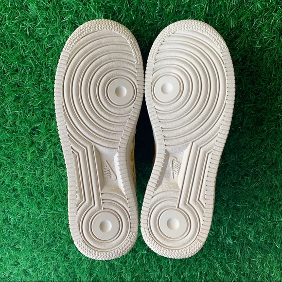 Nike Air Force 1 Lv8 - Picture 5 of 10